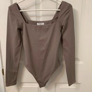 Aritzia contour bodysuit size S
